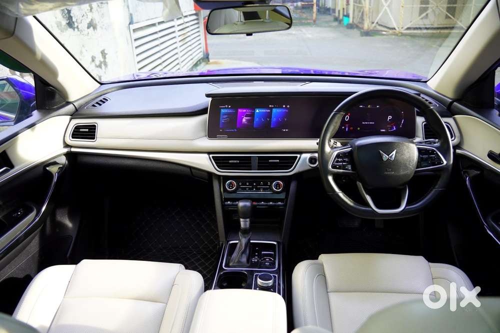 Mahindra Xuv700 Ax7 Awd, 2022, Diesel