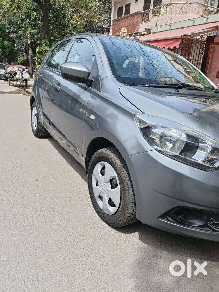 Tata Tiago 1.2 Revotron Xta, 2018, Petrol