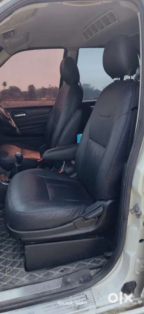 Tata Safari Storme 2017 Diesel 93250 Km Driven 3rd Owner Ac Me Kaam Ha