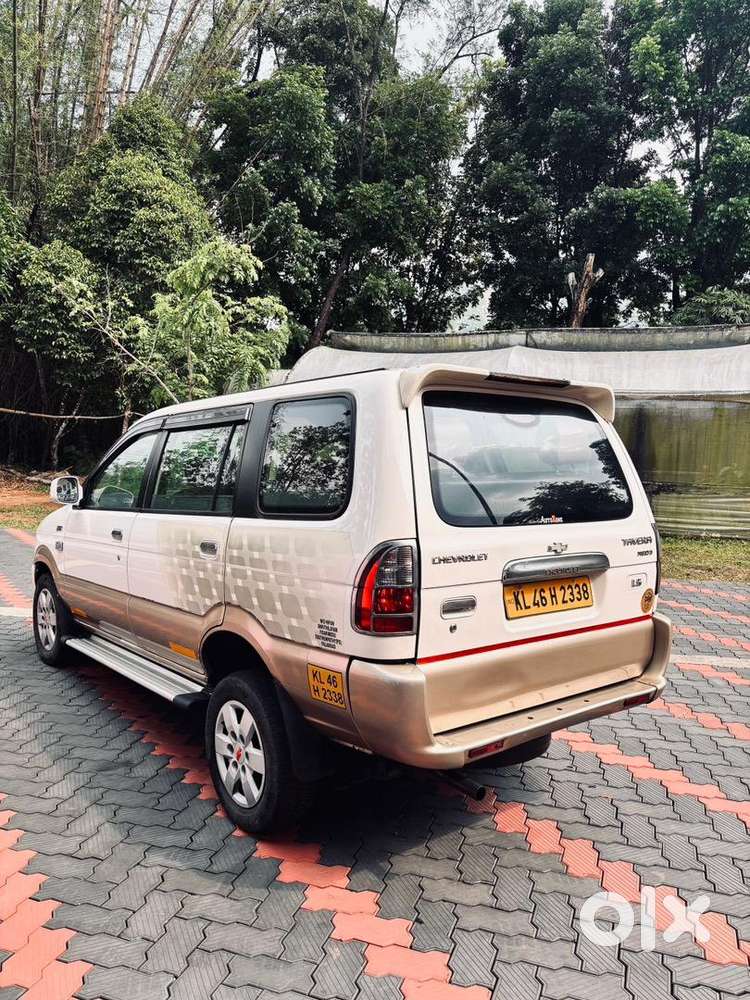 Chevrolet Tavera 2013 Diesel Well Maintained