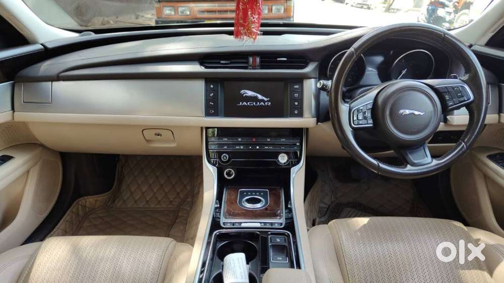 Jaguar Xf Diesel 2017