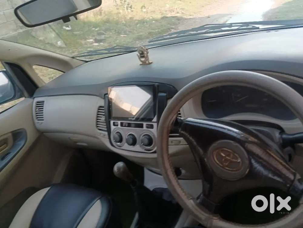 Toyota Innova 2013 Diesel 181385 Km Driven