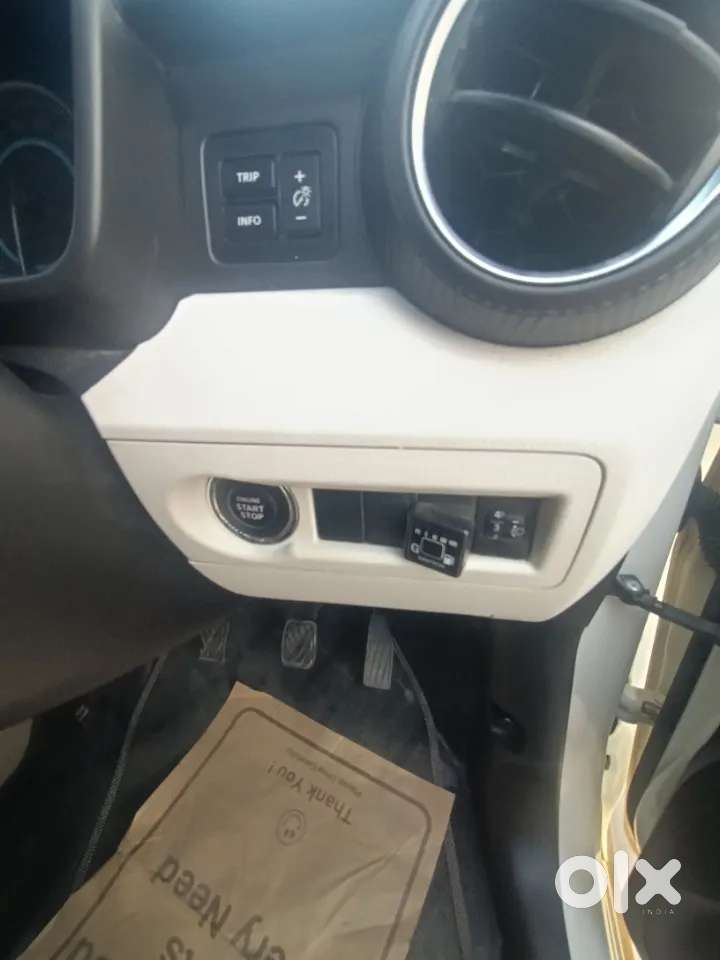 Maruti Suzuki Ignis 1.2 Zeta Mt, 2022, Petrol