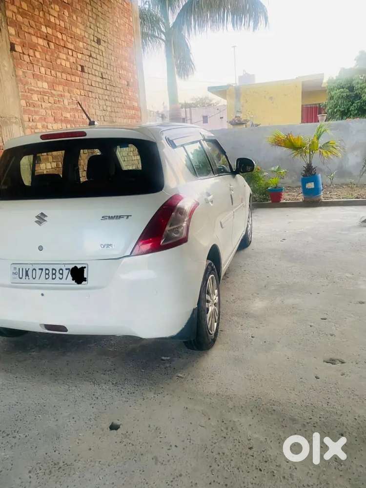 Maruti Suzuki Swift 2014 Petrol 76000 Km Driven
