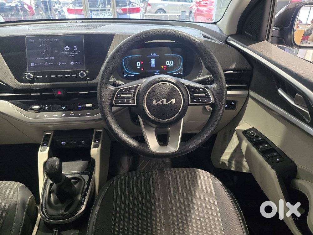 Kia Carens 1.4 Prestige Plus Turbo 7 Str, 2023, Petrol