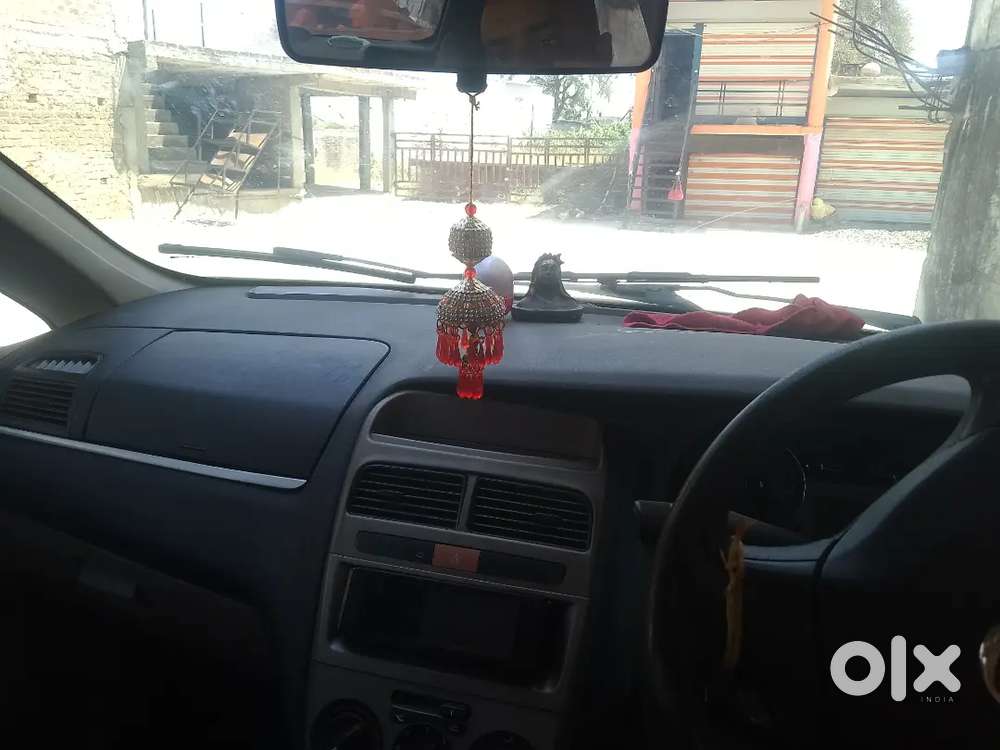 Fiat Linea 2010 Lpg Well Maintained Gadi Mai Koi Kam Nahi Hai