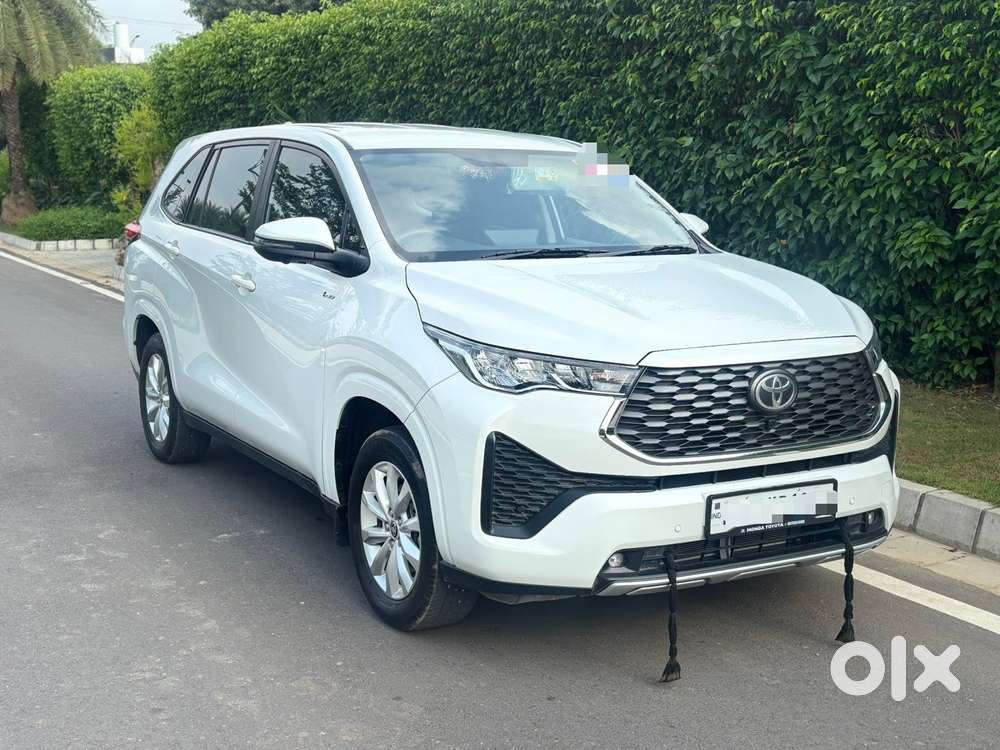 Toyota Innova Hycross 2.0 Vx Hybrid 7 Str, 2026, Petrol