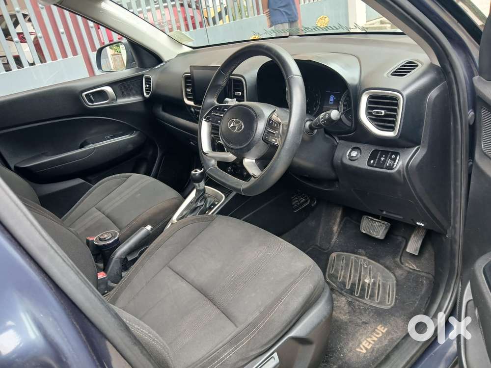 Hyundai Venue Sx+ At, 2021, Petrol