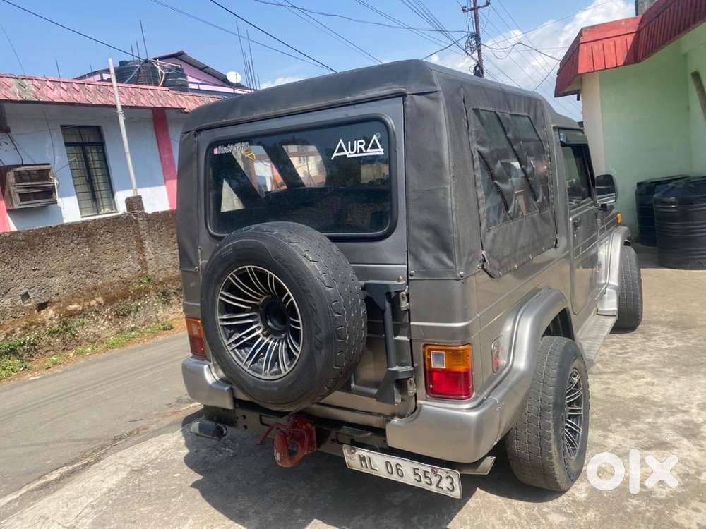 Bolero Invader 5speep 4x4 With Water Tank