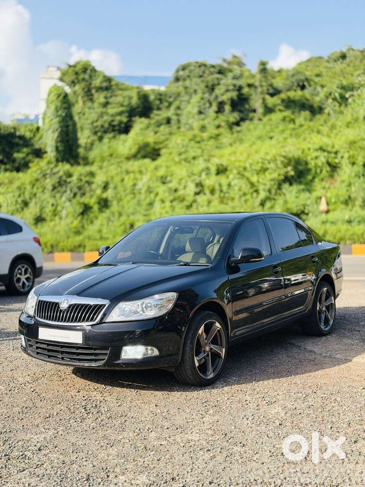 Skoda Laura 2.0 Ambition Tdi Cr At, 2012, Diesel