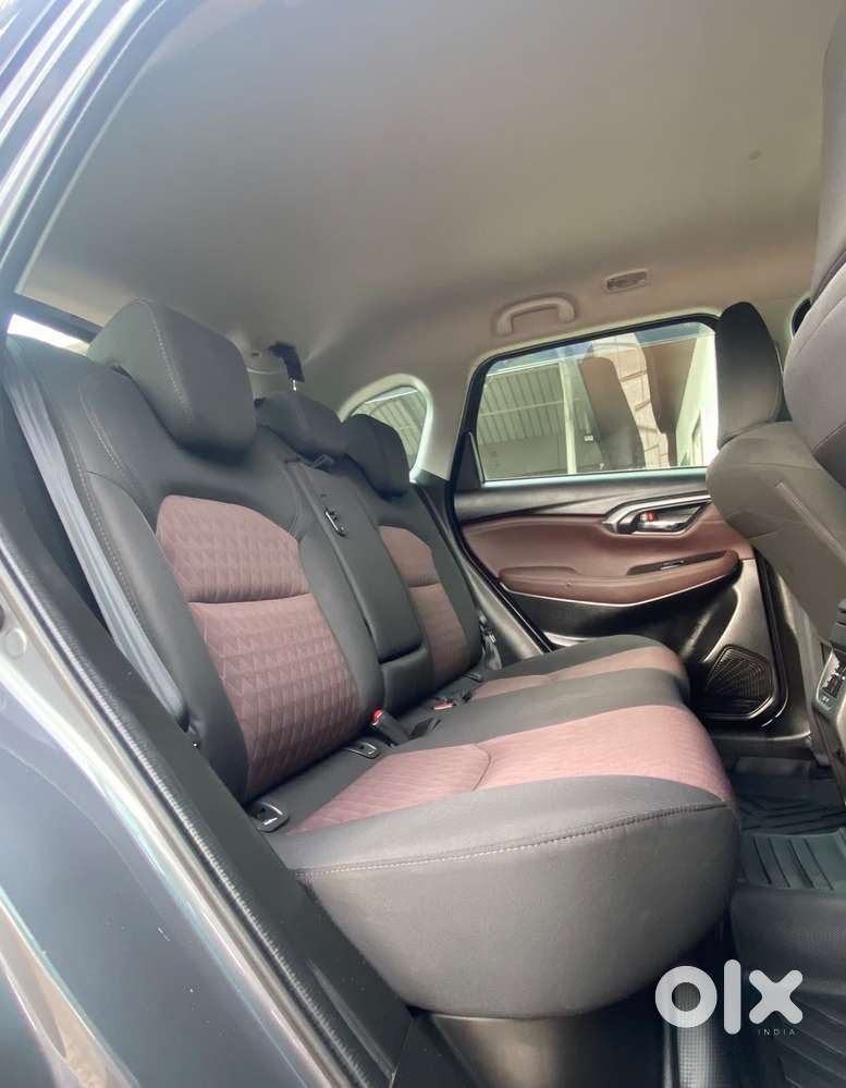 Maruti Suzuki Grand Vitara 1.5 Zeta Smart Hybrid At, 2023, Petrol