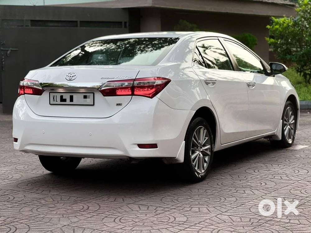 Toyota Corolla Altis Vl, 2015