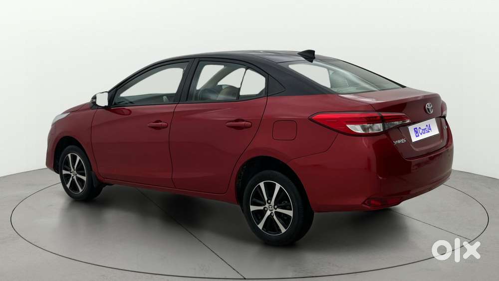 Toyota Yaris V CVT, 2021, Petrol