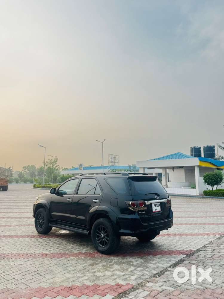 2015 Toyota Fortuner 4x2 Manual
