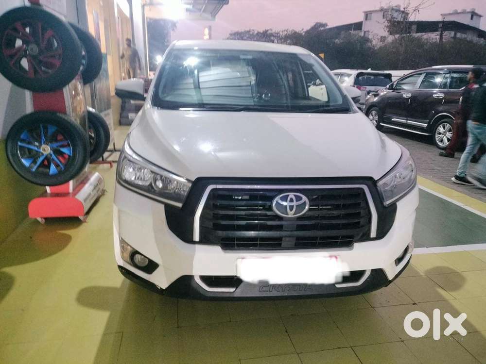 Toyota Innova Crysta 2023 Diesel Well Maintained