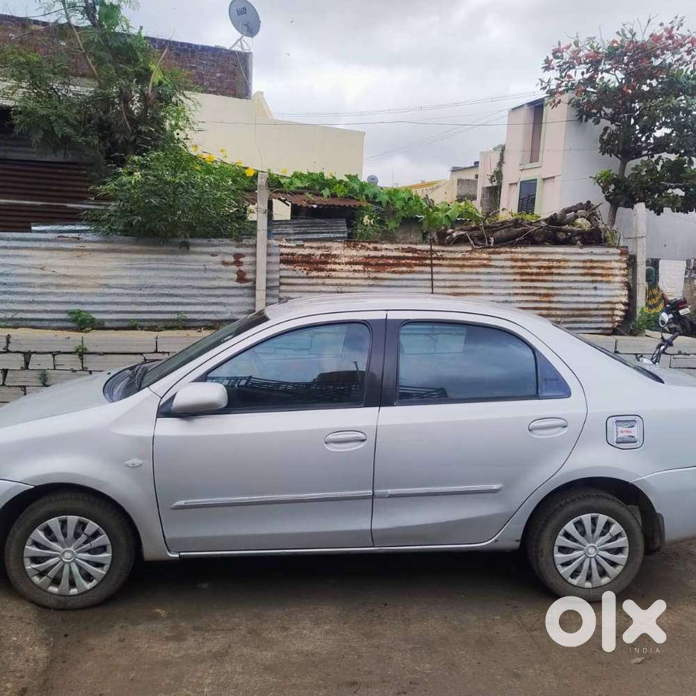 Toyota Etios G 2011