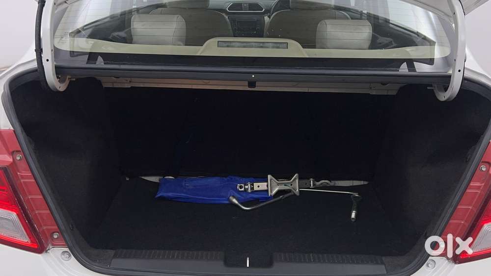Maruti Suzuki Dzire 1.2 Zxi, 2018, Petrol