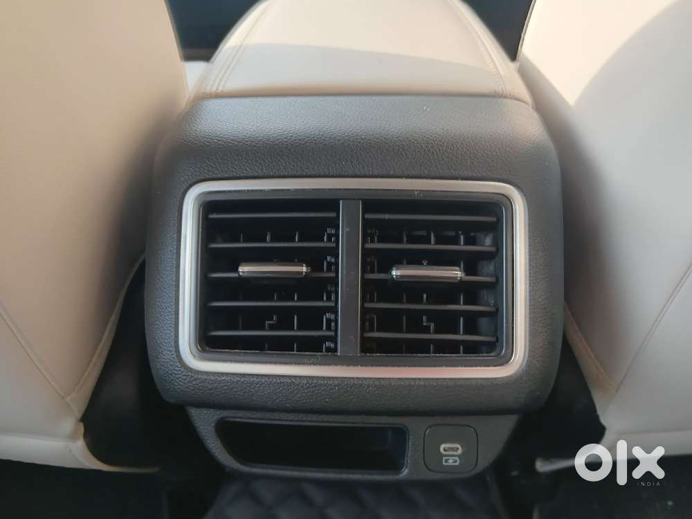 Mahindra Xuv700 2.2 Ax 7 Diesel Mt Str, 2022, Diesel