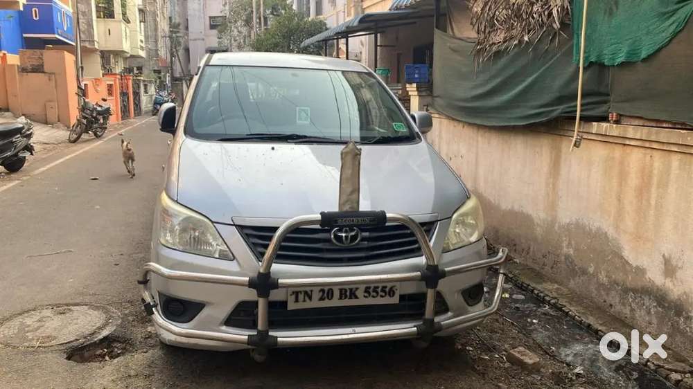 Toyota Innova 2012 Diesel 154000 Km Driven