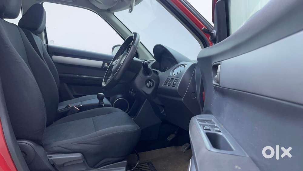 Maruti Suzuki Swift Vxi Bsiv, 2011, Petrol