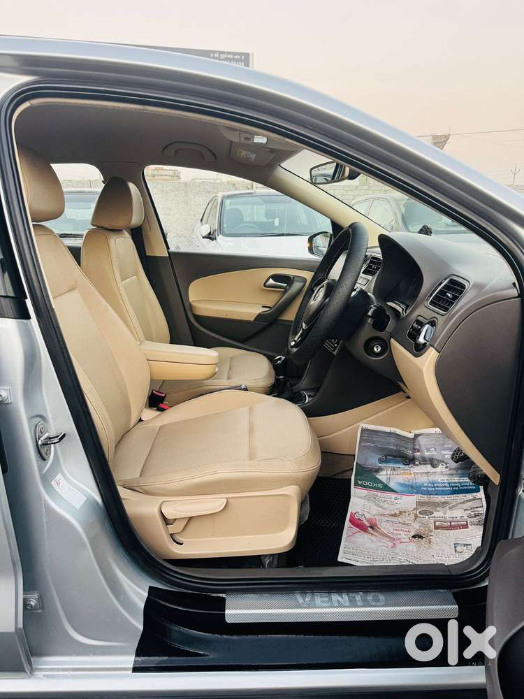 Volkswagen Vento 1.6 Highline, 2020, Petrol