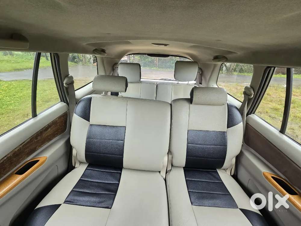 Toyota Innova Diesel 2011 Car