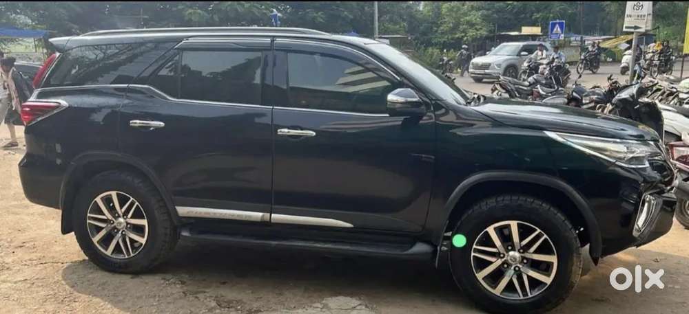 Toyota Fortuner Legender 4x4 At 2020