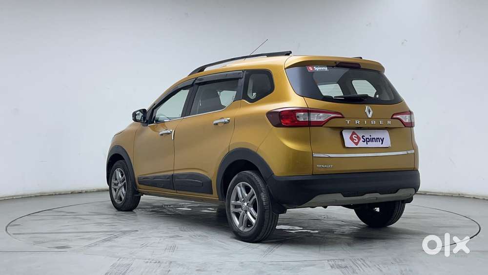 Renault Triber Rxz, 2021, Petrol