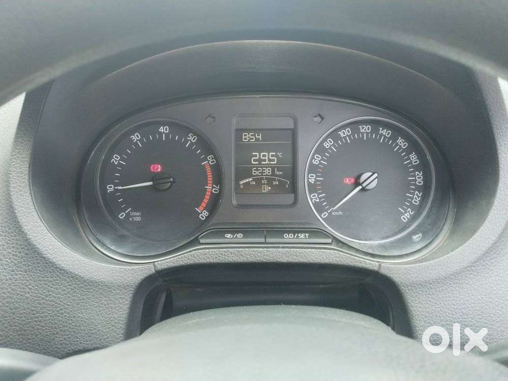 Skoda Rapid Tsi Active 1.0 Mt, 2019, Petrol