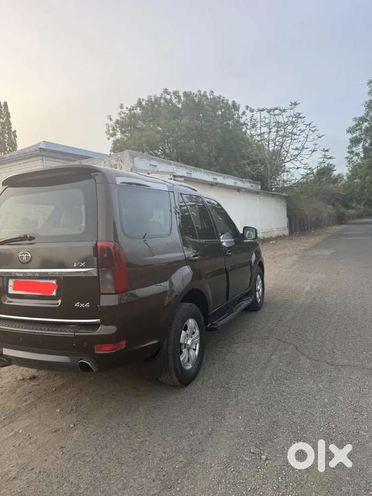 Tata Safari Storme 2013 Diesel 135000 Km Driven