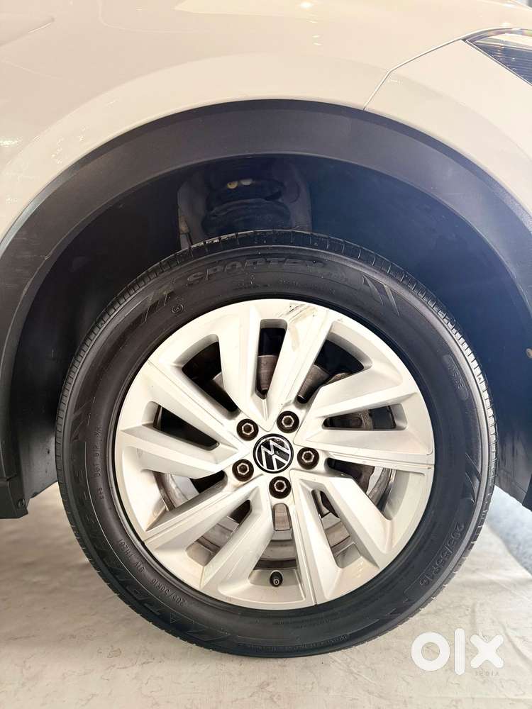 Volkswagen Taigun 1.0 Tsi Highline At, 2022, Petrol