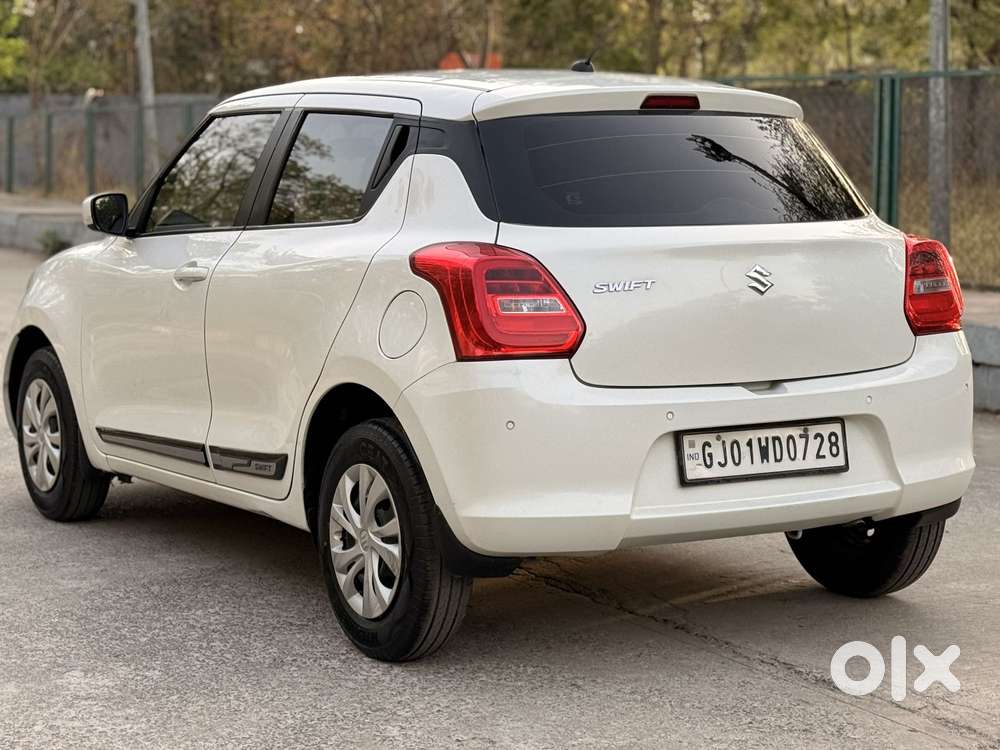 Maruti Suzuki Swift Vxi Optional, 2021, Petrol