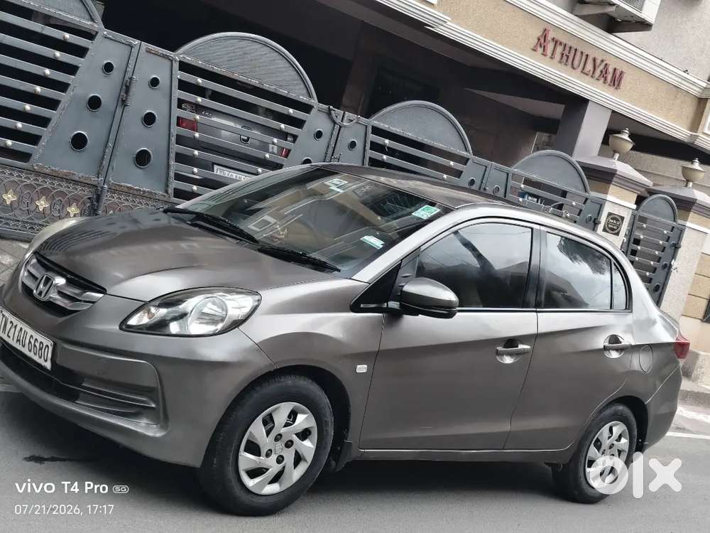 Honda Amaze Idtec  Diesel 2013 (perfect Condition )