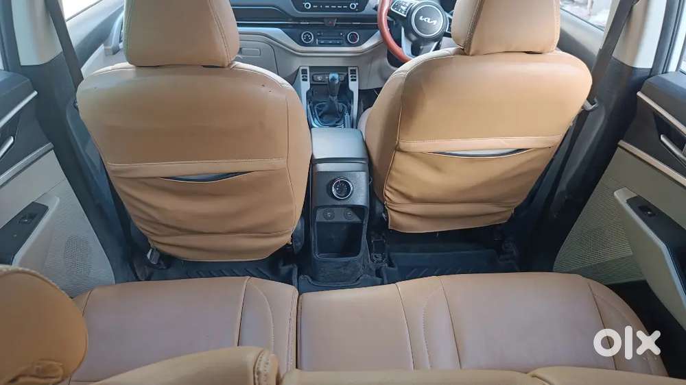 Kia Carens 2022 Petrol Good Condition