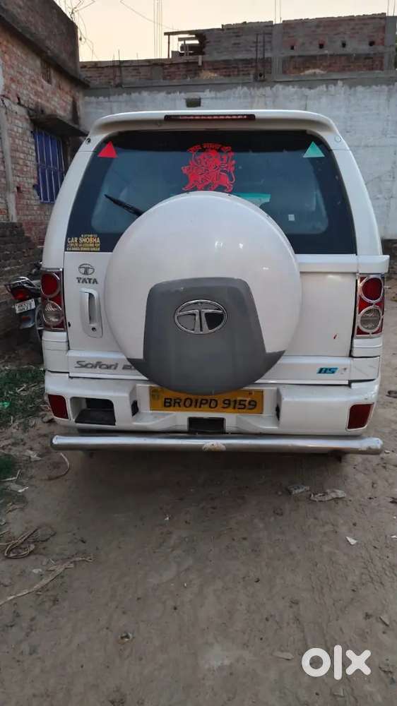 Tata Safari Dicor 2013