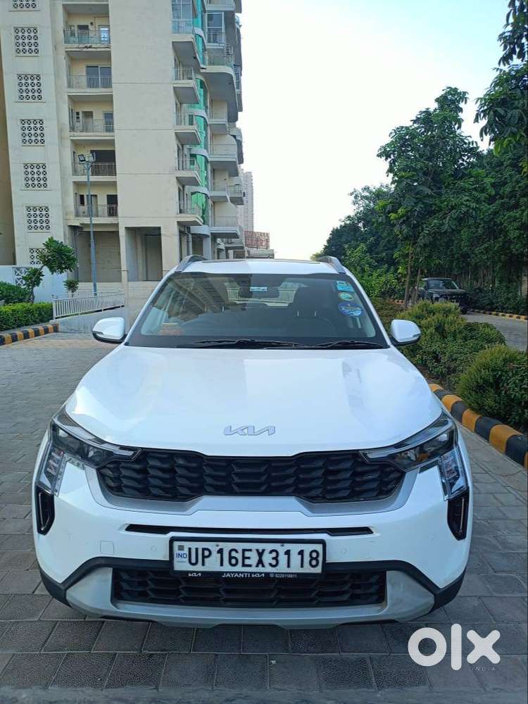 One Year Old White Kia Sonet In Excellent Condition For Sell