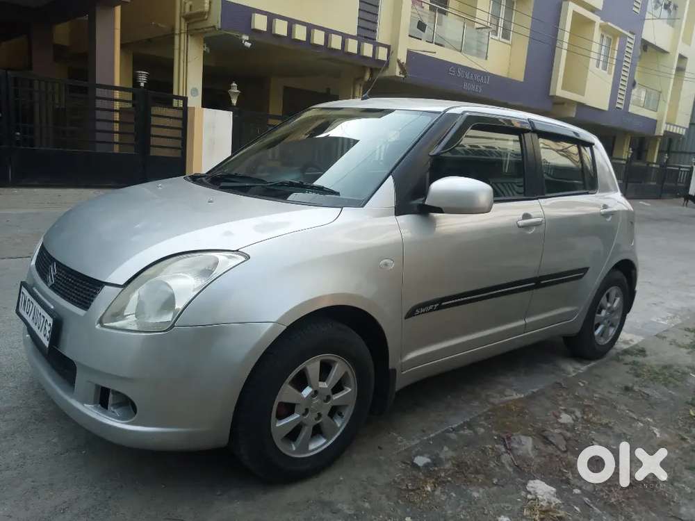 Maruti Suzuki Swift 2006 Petrol 98000 Km Driven
