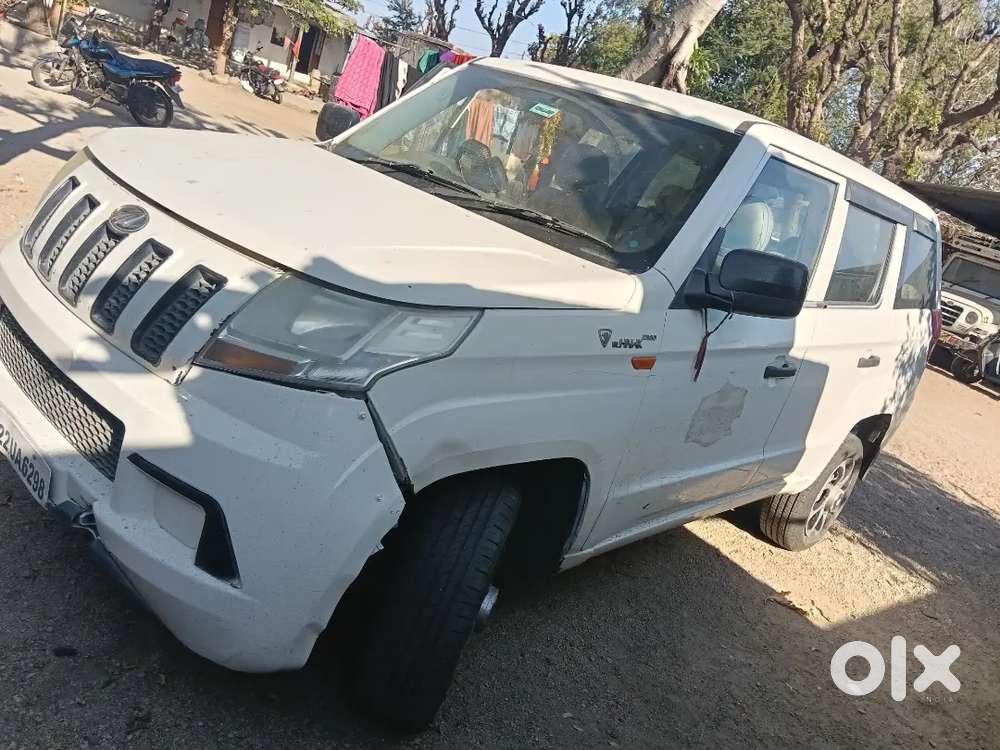 Mahindra Tuv 300 Plus 2018
