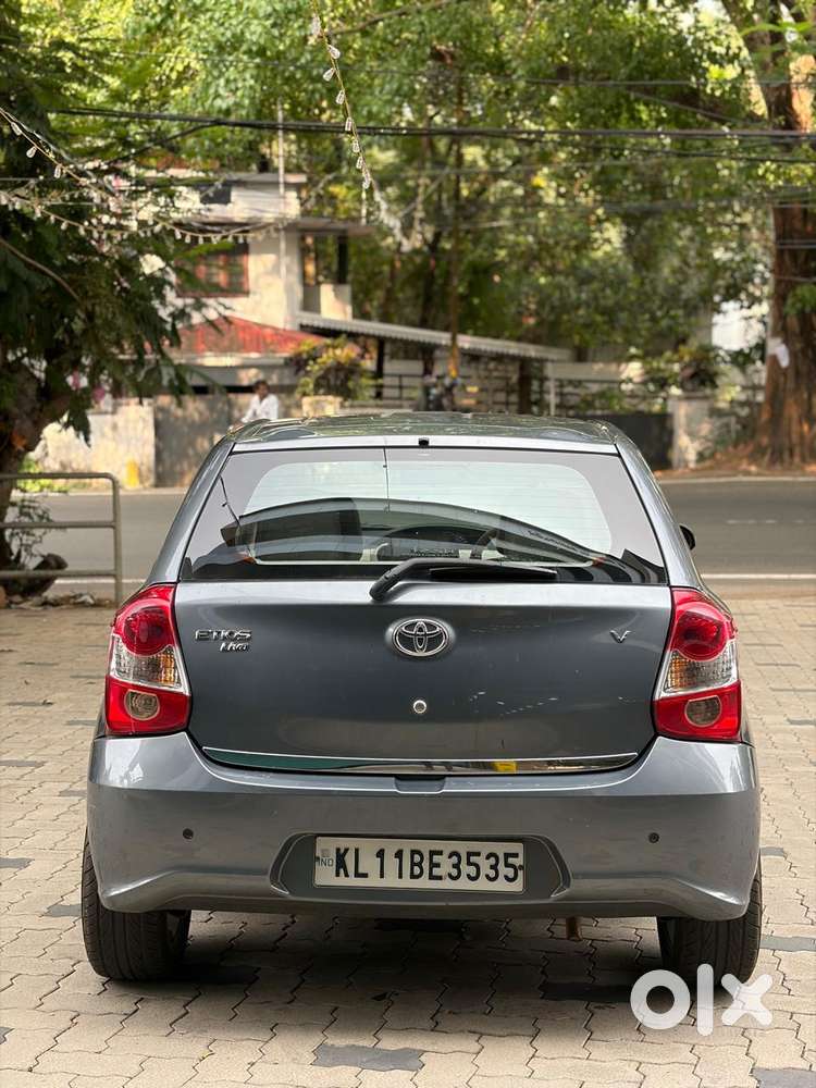 Toyota Etios Liva 2014-2016 V, 2016, Petrol
