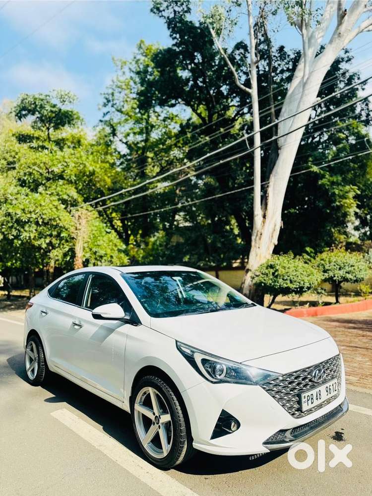 Hyundai Verna 1.5 Sx Petrol Mt, 2021, Petrol