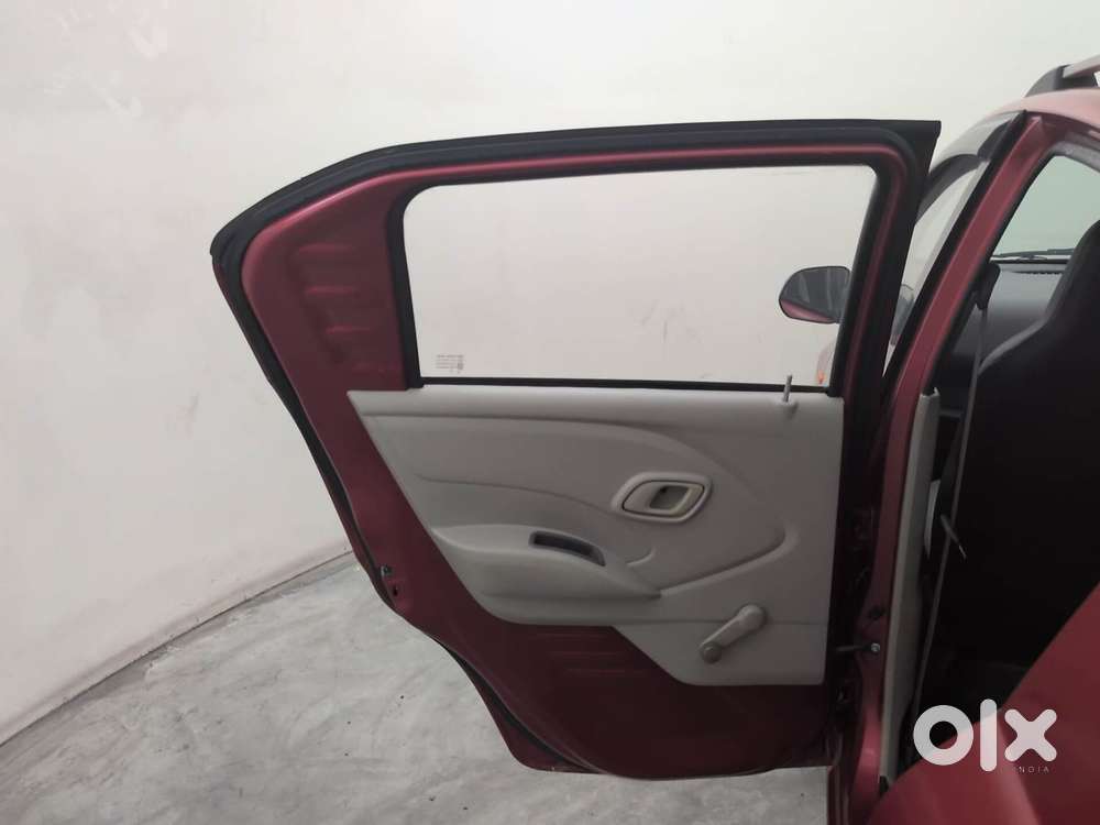 Datsun Redigo T Option, 2016, Petrol