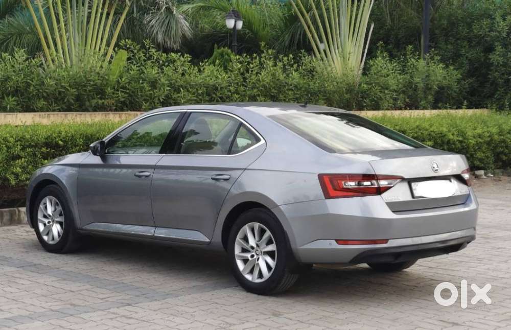 Skoda Superb 2.0 L&k Tsi At, 2020, Petrol