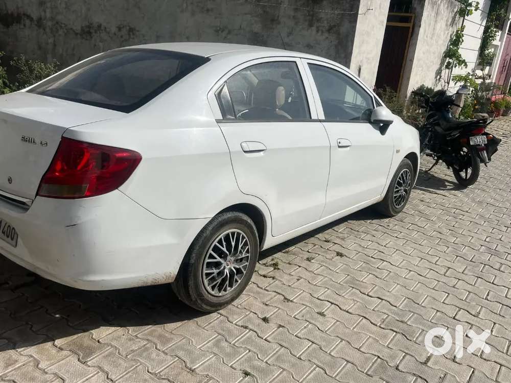 Chevrolet Enjoy Ls 7-seater 2015 Car