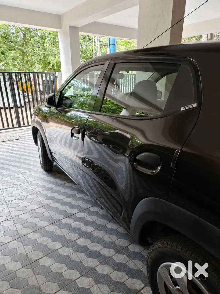 Low Mileage 2018 Renault Kwid Rxt 1.0 Automatic Petrol