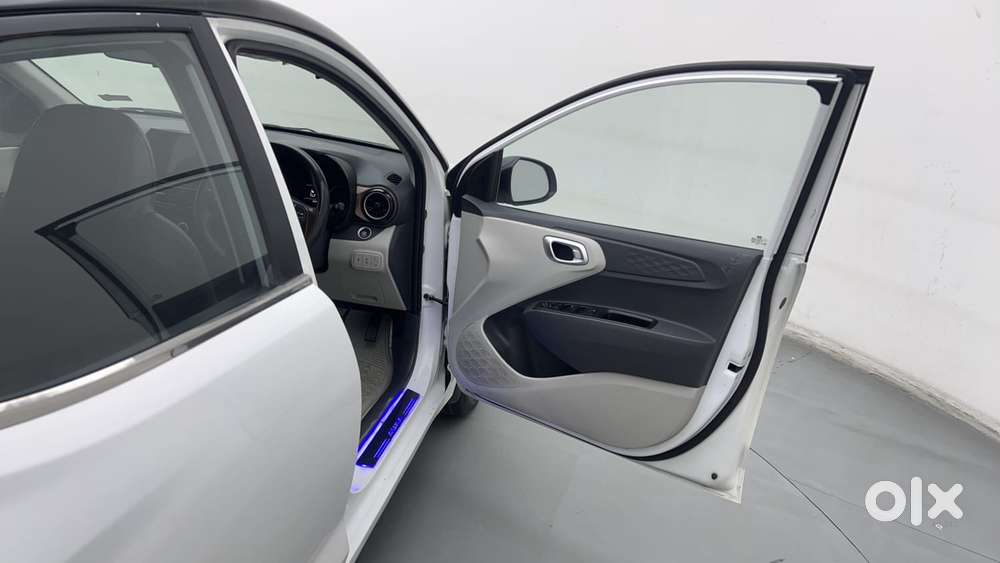 Hyundai Aura 1.2 Sx Cng, 2024, Cng & Hybrids
