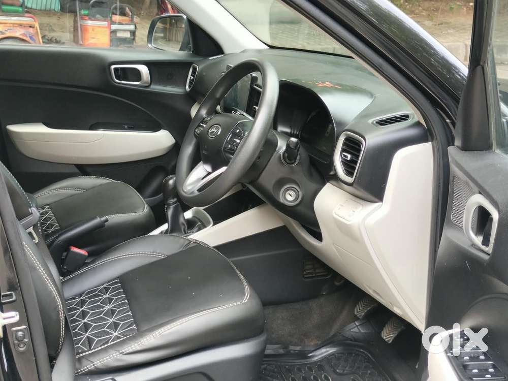 Hyundai Venue 1.2 S (o), 2023, Petrol