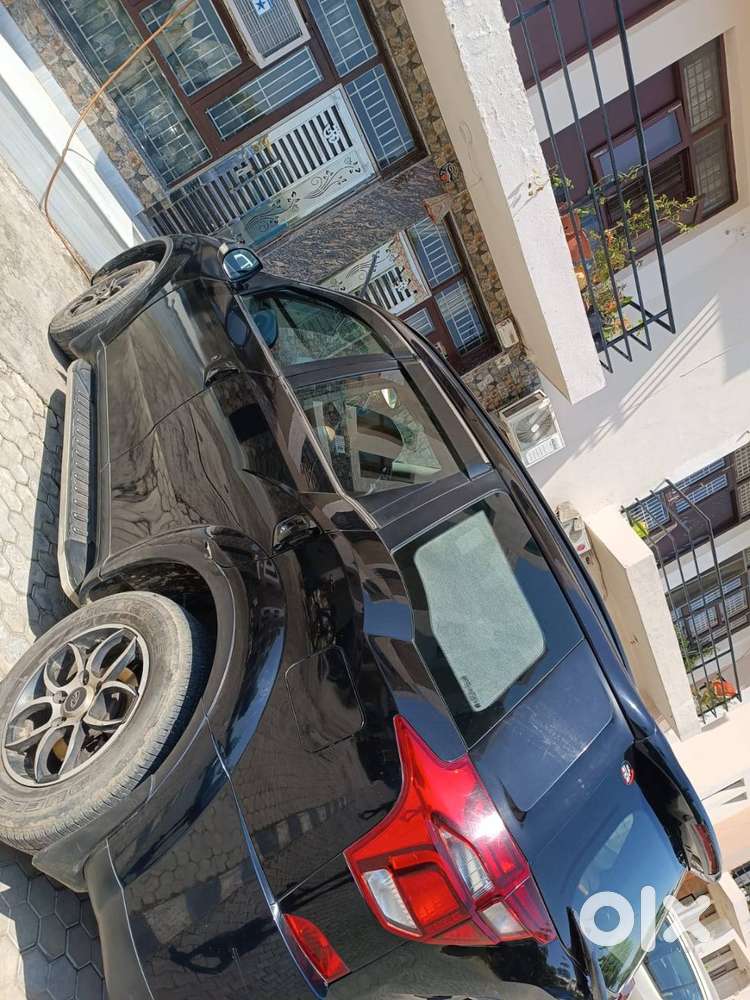 Mahindra Xuv500 W7 With Diesel Bs 6 Engine