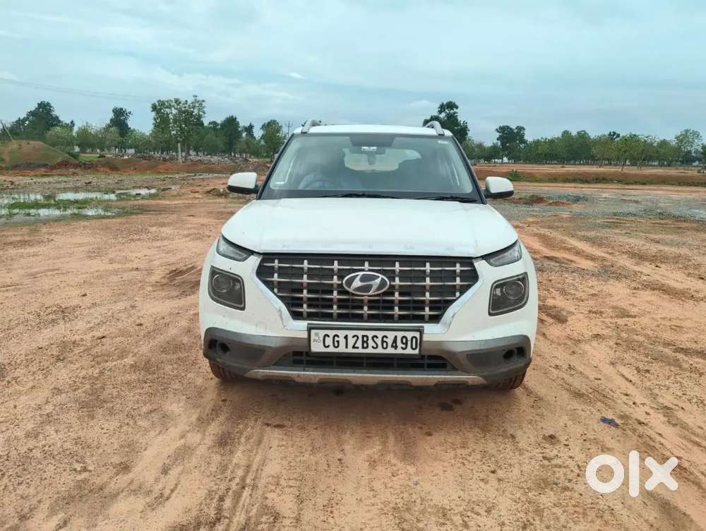 Hyundai Venue 2019 Diesel 80000 Km Driven