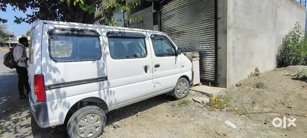 Maruti Suzuki Eeco 2023 Petrol Well Maintained