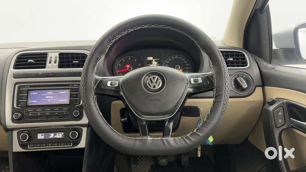 Volkswagen Polo 2009-2013 Petrol Highline 1.2l, 2015, Petrol